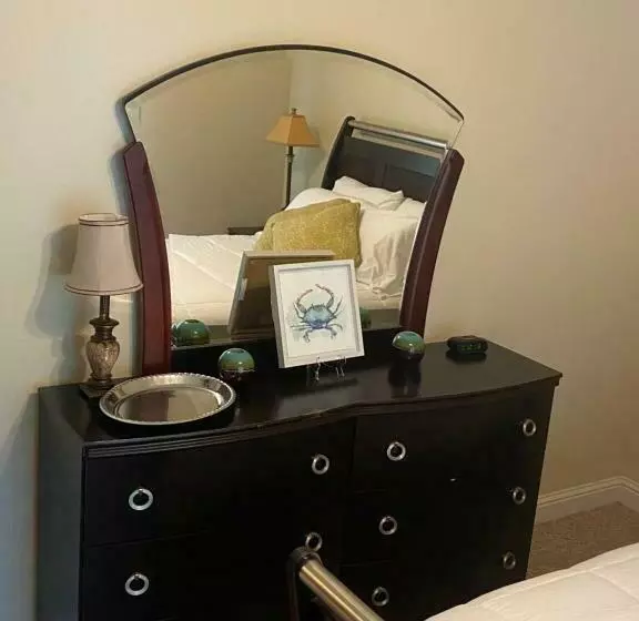 Condo W Pool Near Beaches, Dining, Shopping, Etc