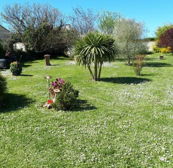 مبيت وإفطار Chez Les Catherine