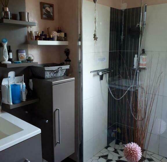 مبيت وإفطار Chez Les Catherine