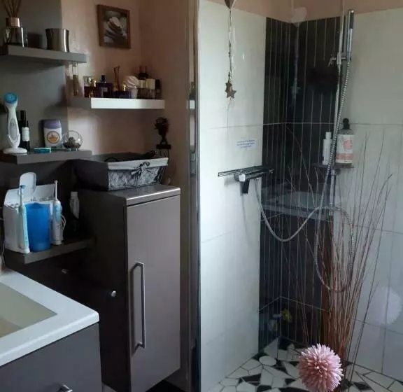 ベッドアンドブレックファースト Chez Les Catherine