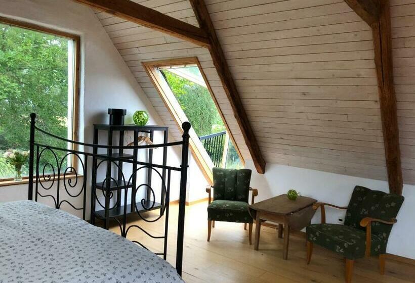 Bed and Breakfast Fridfullt Boende På Lantgård Med Underbar Utsikt