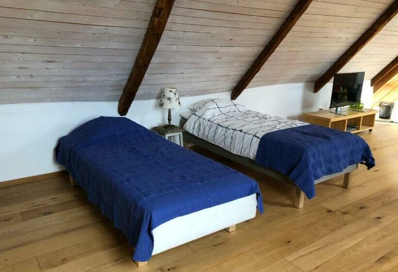 Bed and Breakfast Fridfullt Boende På Lantgård Med Underbar Utsikt