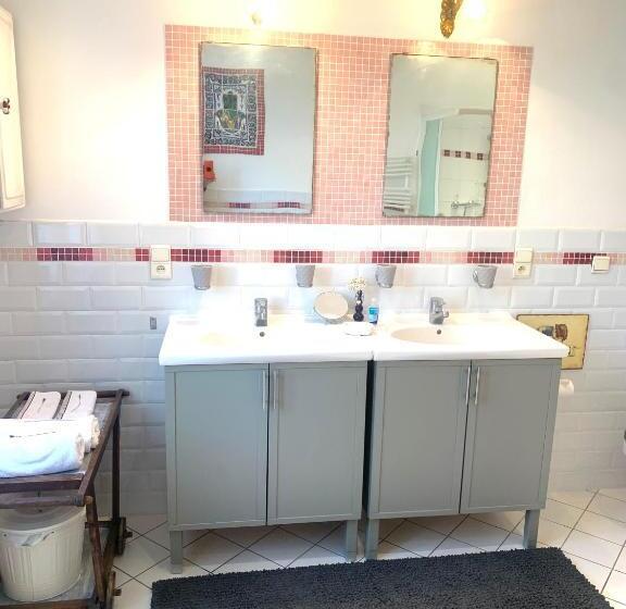 ベッドアンドブレックファースト La Tour D Héloïse   10  De Bruxelles