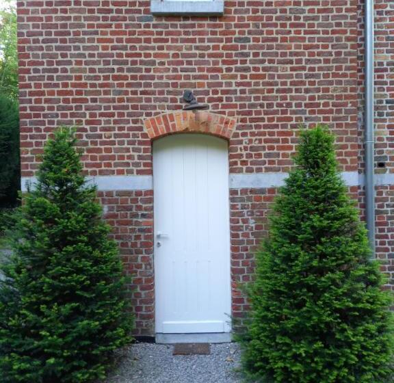 ベッドアンドブレックファースト La Tour D Héloïse   10  De Bruxelles