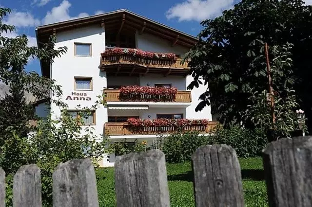 Haus Anna B&b