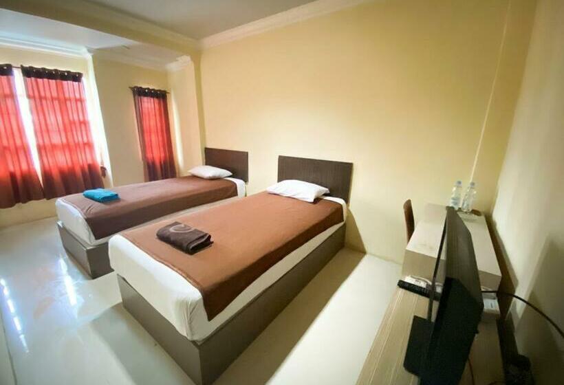 ホテル Grand Citra Prabumulih