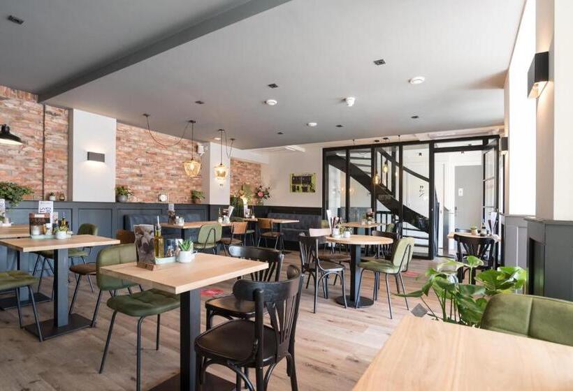 בית מלון כפרי Hof Van Holland