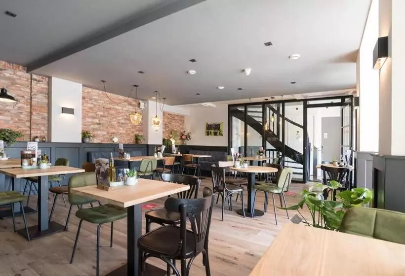 Hotelli Hof Van Holland