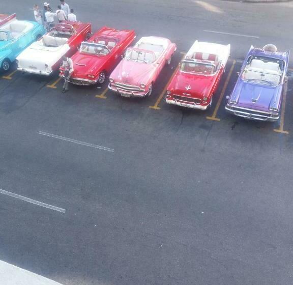 בית מלון כפרי Philoxenia