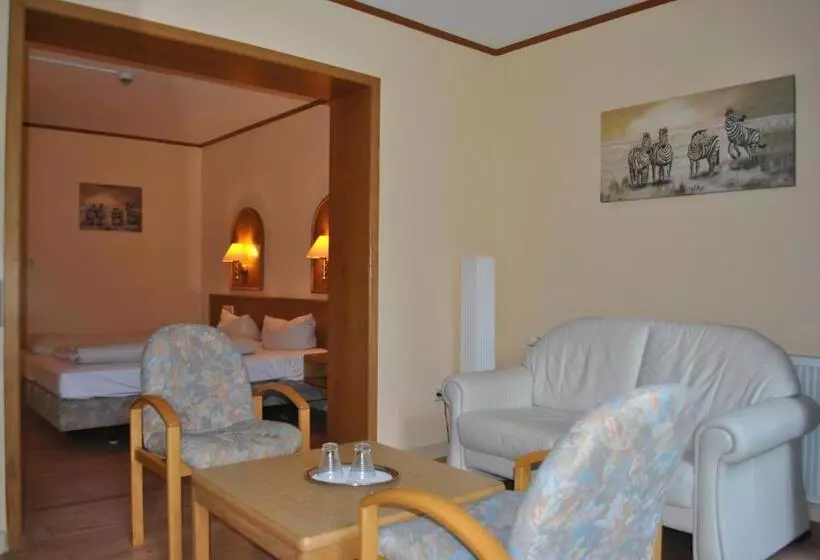 Parkhotel Keck   Castillo Del Bosque