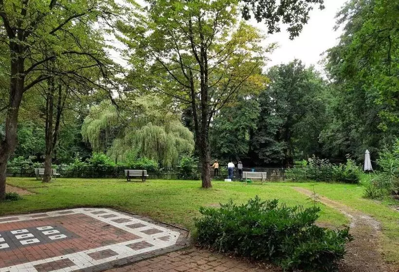 Parkhotel Keck   Castillo Del Bosque