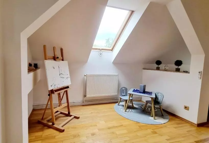 Majatalo Penzion Orion