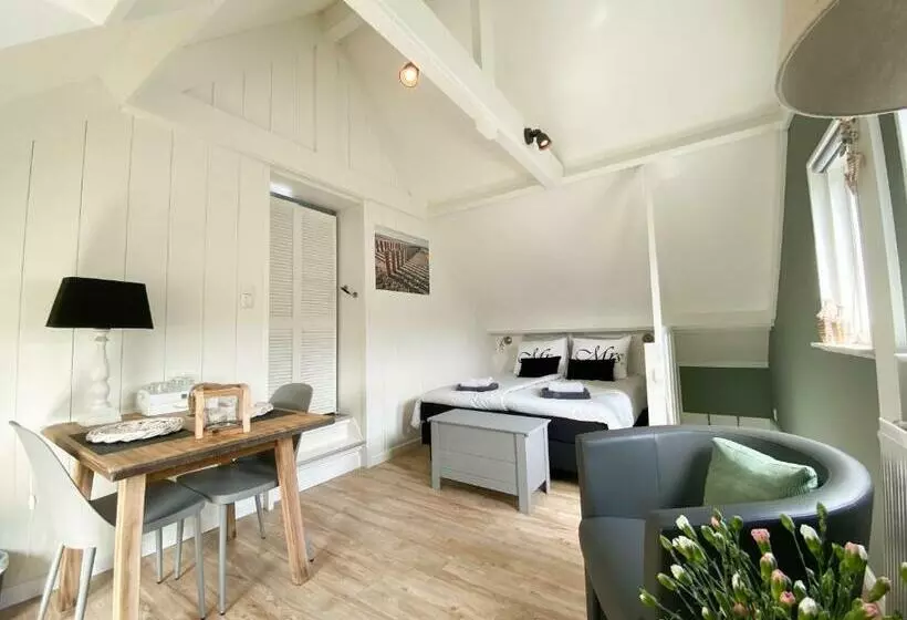 Aamiaismajoitus (B&B) Bed Bij Zee
