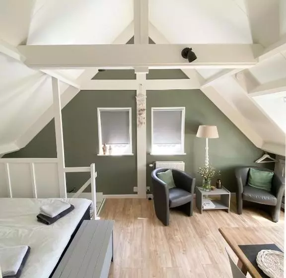 Aamiaismajoitus (B&B) Bed Bij Zee