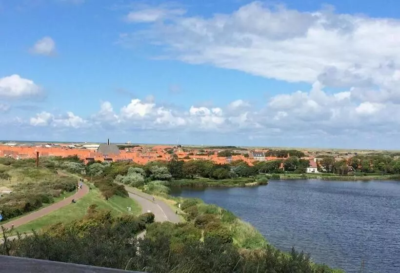 Aamiaismajoitus (B&B) Bed Bij Zee