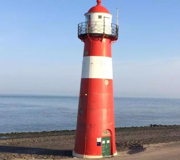 Aamiaismajoitus (B&B) Bed Bij Zee