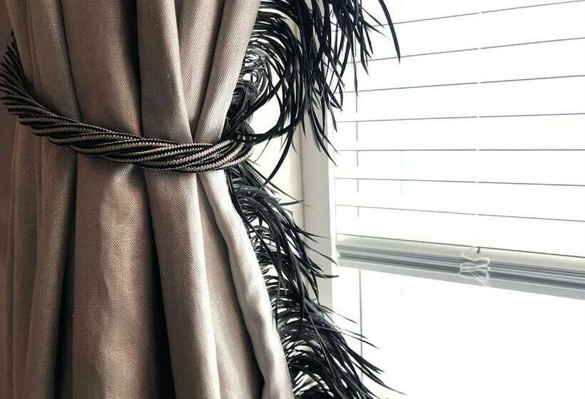 تختخواب و صبحانه Suite Londen66