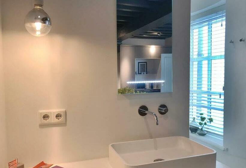 تختخواب و صبحانه Suite Londen66