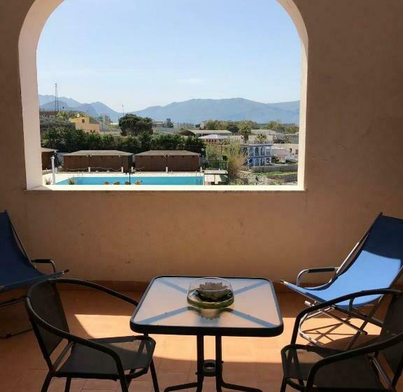 호텔 Scogliera Azzurra