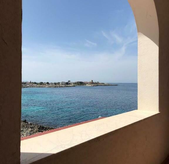 호텔 Scogliera Azzurra