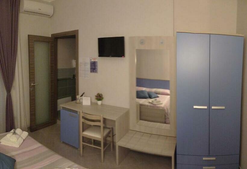 膳宿费 Affittacamere Borgata Marina