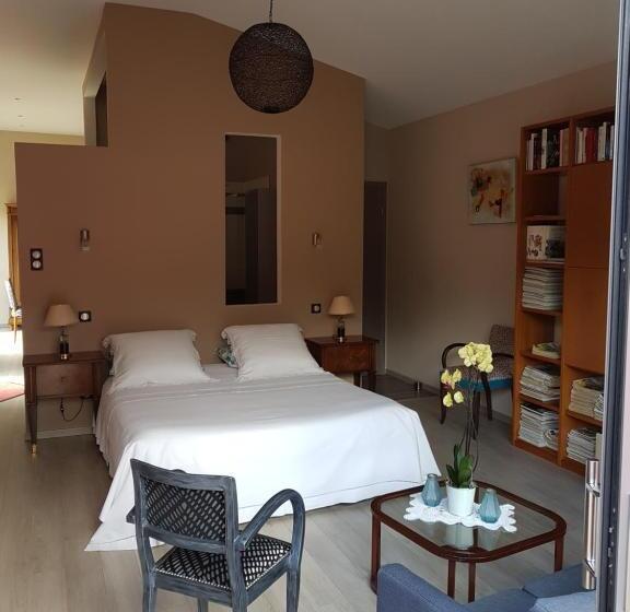 بنسيون La Maison De Louise