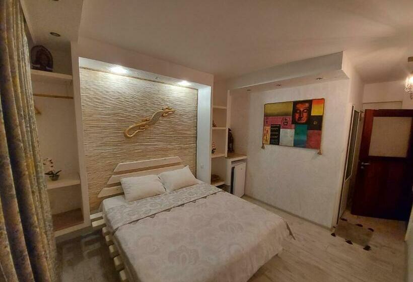 פנסיון Sea Nesebar