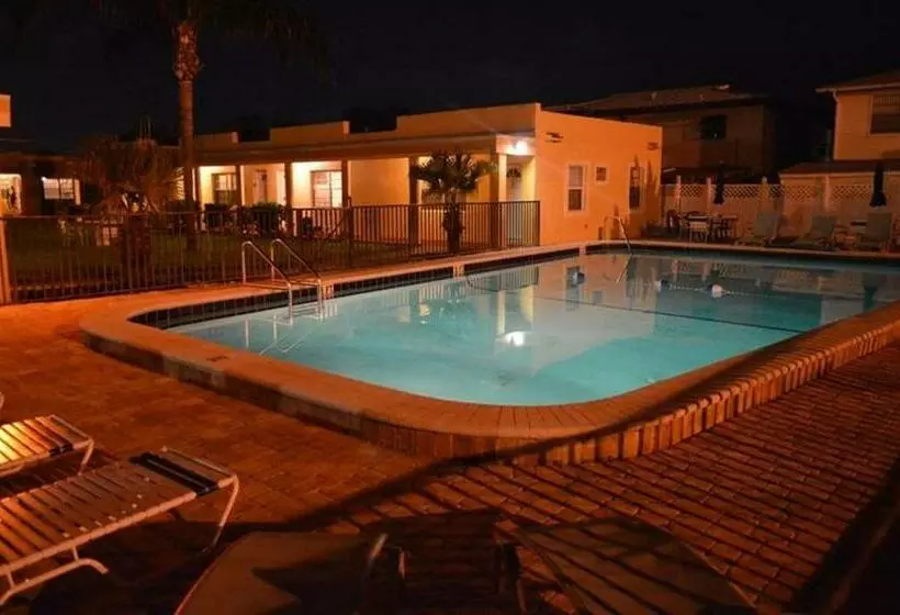 The Monterey Beach Resort