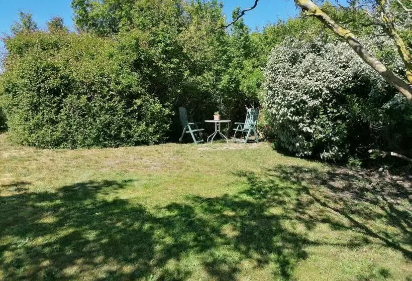 Aamiaismajoitus (B&B) Chambre Studio Les Deux Vagues