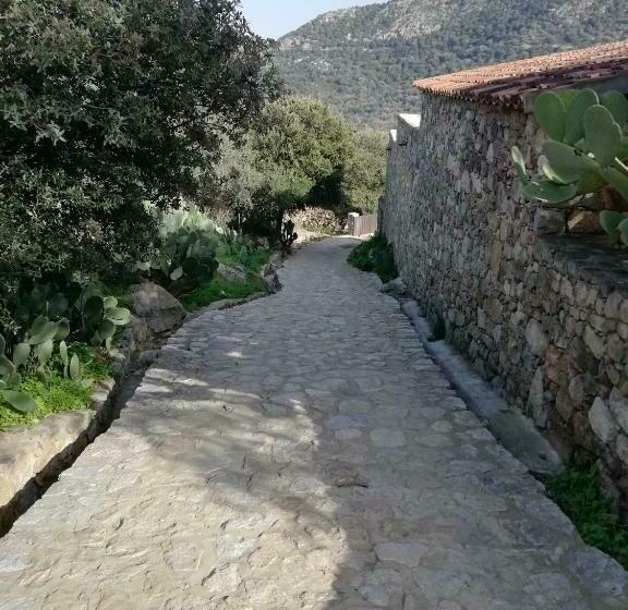 ベッドアンドブレックファースト Clos Olivella