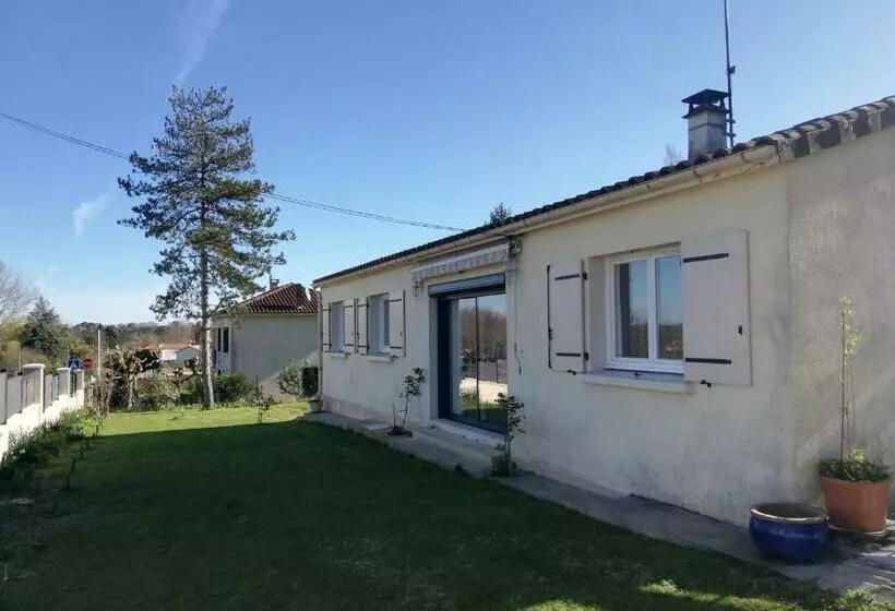 Aamiaismajoitus (B&B) La Petite Source