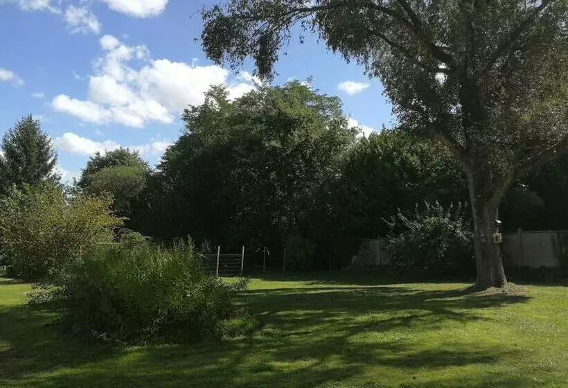 Aamiaismajoitus (B&B) La Petite Source