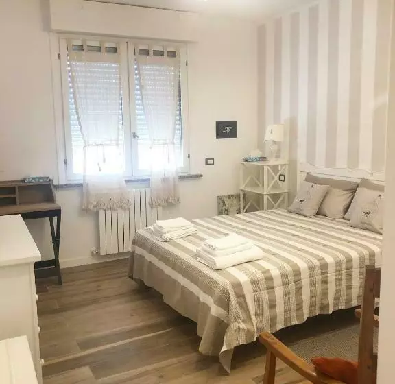 Aamiaismajoitus (B&B) La Rosa Bianca