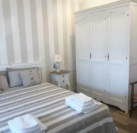 Aamiaismajoitus (B&B) La Rosa Bianca