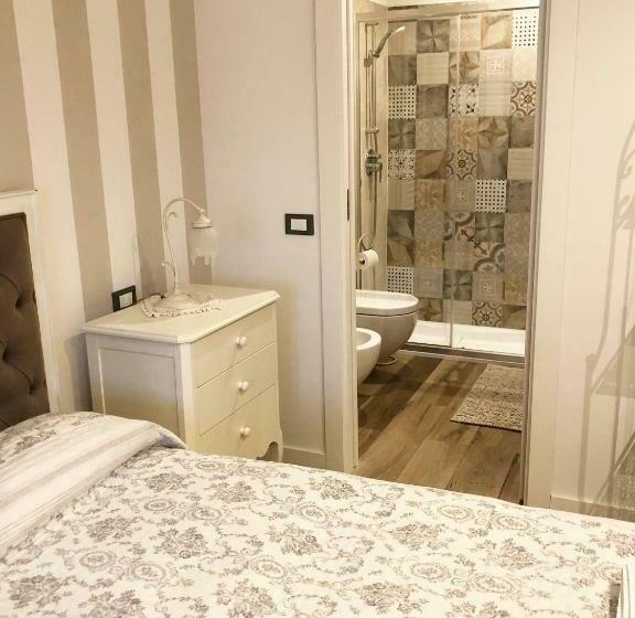 مبيت وإفطار La Rosa Bianca