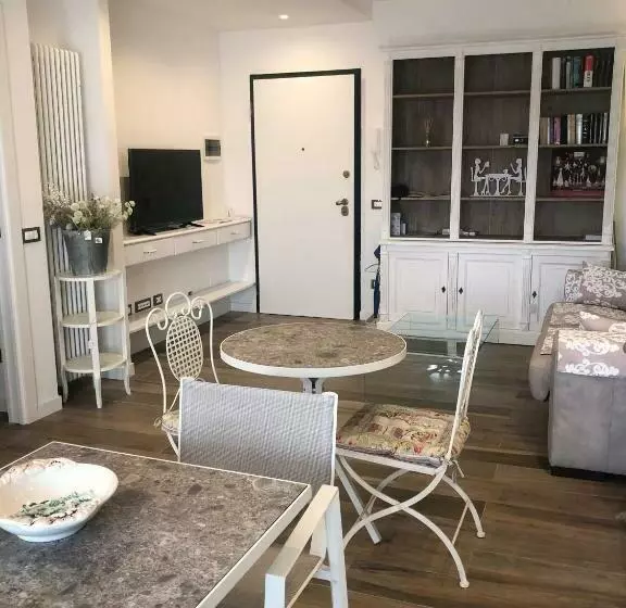 Aamiaismajoitus (B&B) La Rosa Bianca