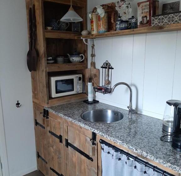 住宿加早餐  Mahil Laya