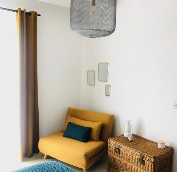 تختخواب و صبحانه Mas Des 2 Platanes