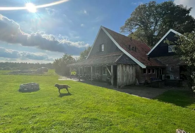 Aamiaismajoitus (B&B) T Buitenverblijf Erve Punte