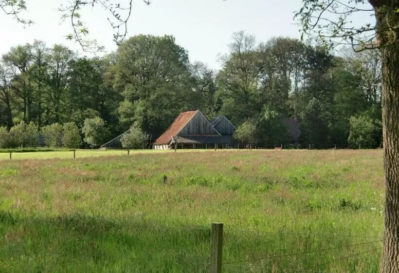 Aamiaismajoitus (B&B) T Buitenverblijf Erve Punte