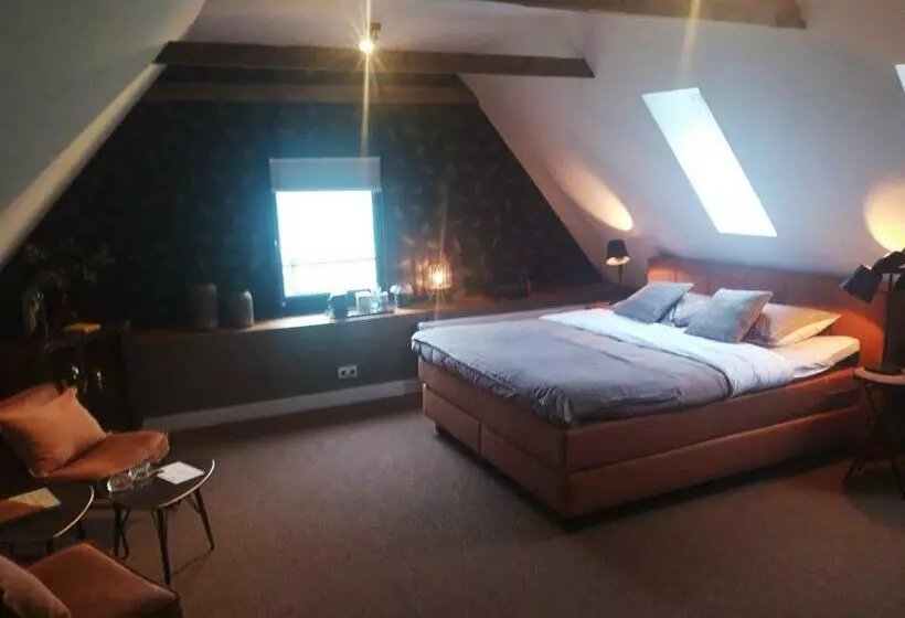 Aamiaismajoitus (B&B) T Buitenverblijf Erve Punte