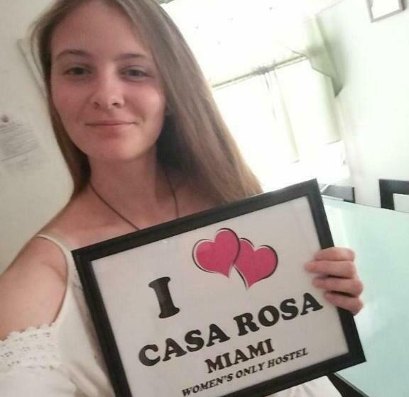 Casa Rosa All Women S Hostel