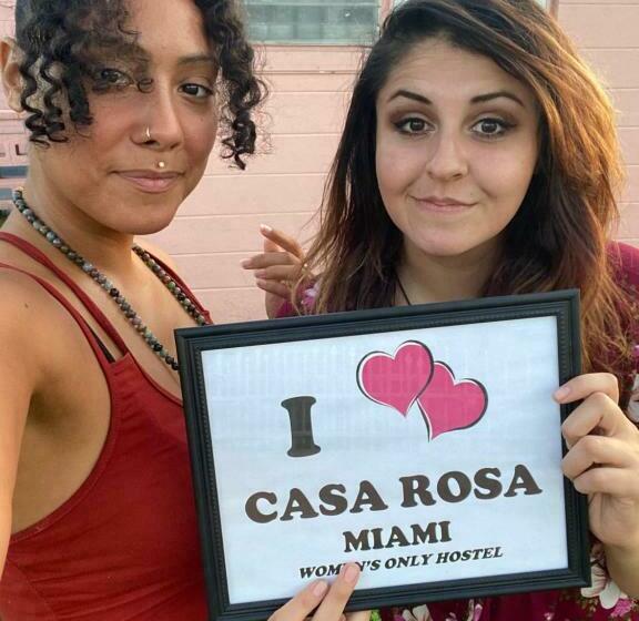 Casa Rosa All Women S Hostel