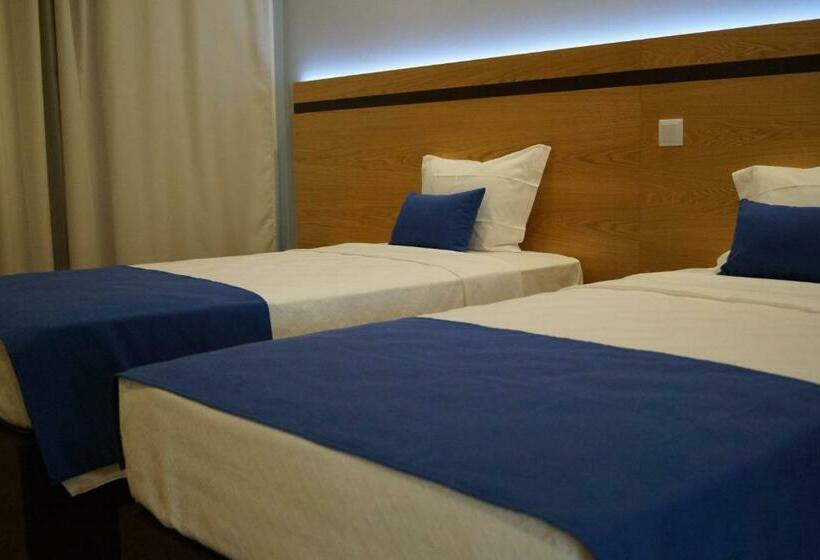 هتل Angra Central