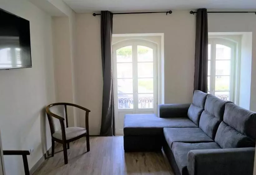 Hotelli Angra Central