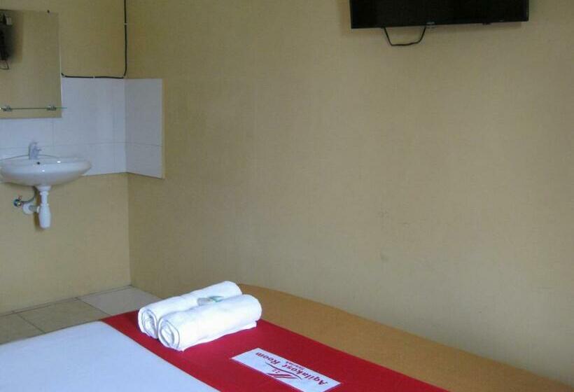Hotell Aqilakost N Cafe Gadog Puncak