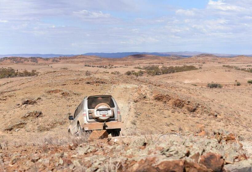 Hotel Holowiliena Station & The Outback Blacksmith