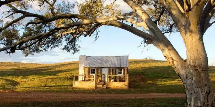 Hotelli Holowiliena Station & The Outback Blacksmith