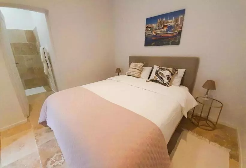 تختخواب و صبحانه Palazzo Pisani Malta Boutique and SPA