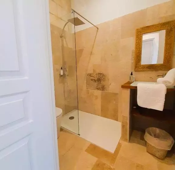 تختخواب و صبحانه Palazzo Pisani Malta Boutique and SPA